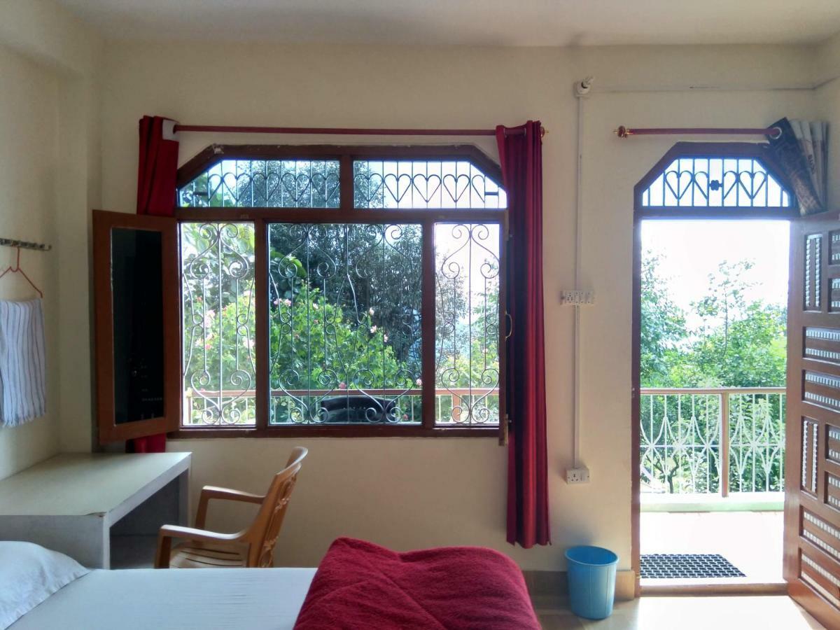 Maa Ananda Mayee Guest House Binsar Exterior photo
